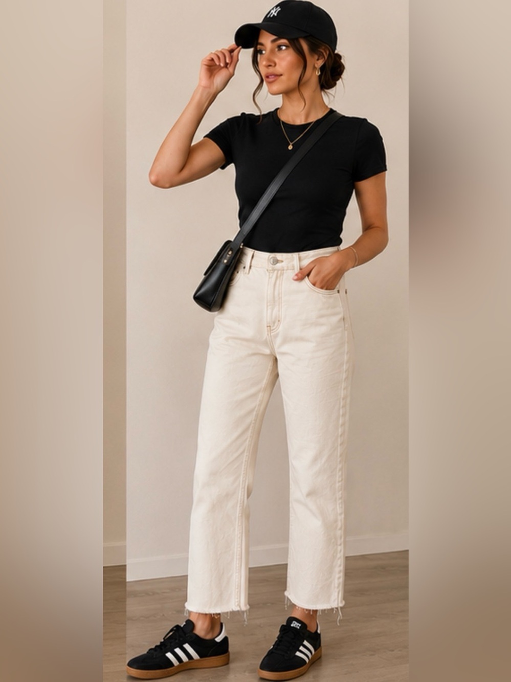 Zara Women's Straight Leg Cream Jeans